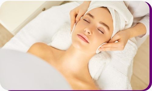 Tratamentos personalizados para rugas, flacidez, melasma, manchas, olheiras e harmonização facial.